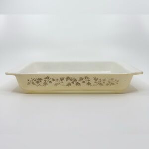 Vintage Pyrex Golden Acorn Space Saver 548 Casserole Dish 1.25 Qt 1960s Bakeware